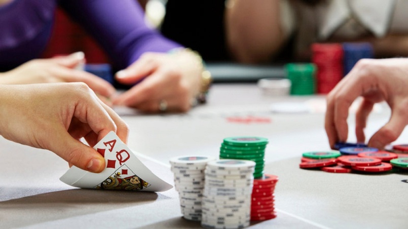 Nghiên cứu đặc điểm ván cược Poker